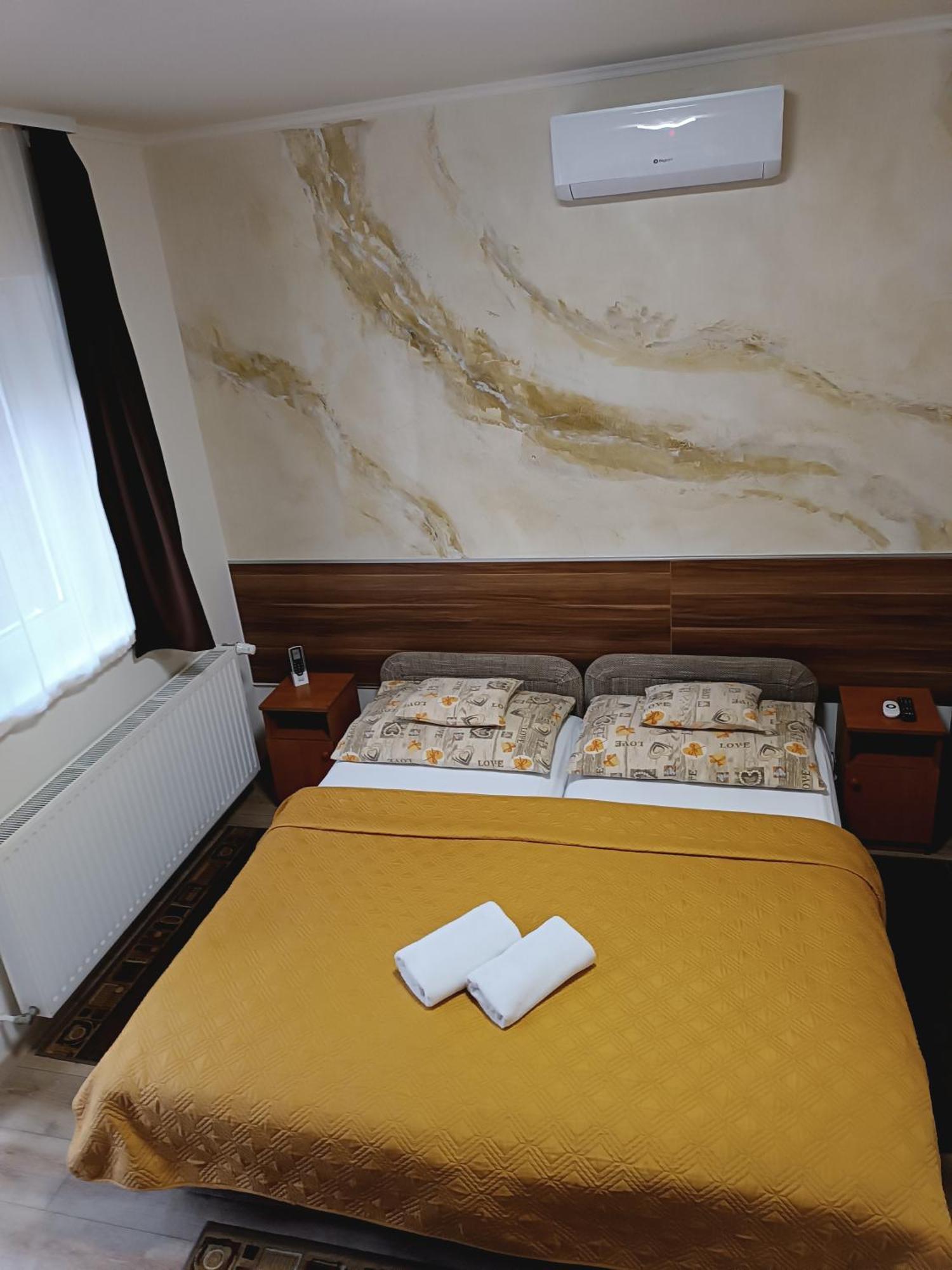Boglarka Vendeghaz Apartment Mosonmagyaróvár Exterior foto